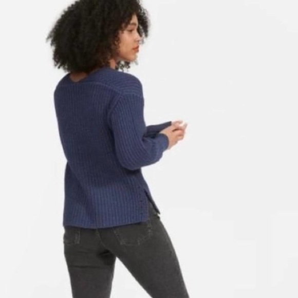 Everlane Blue Women's Sweater - Picture 2 of 8